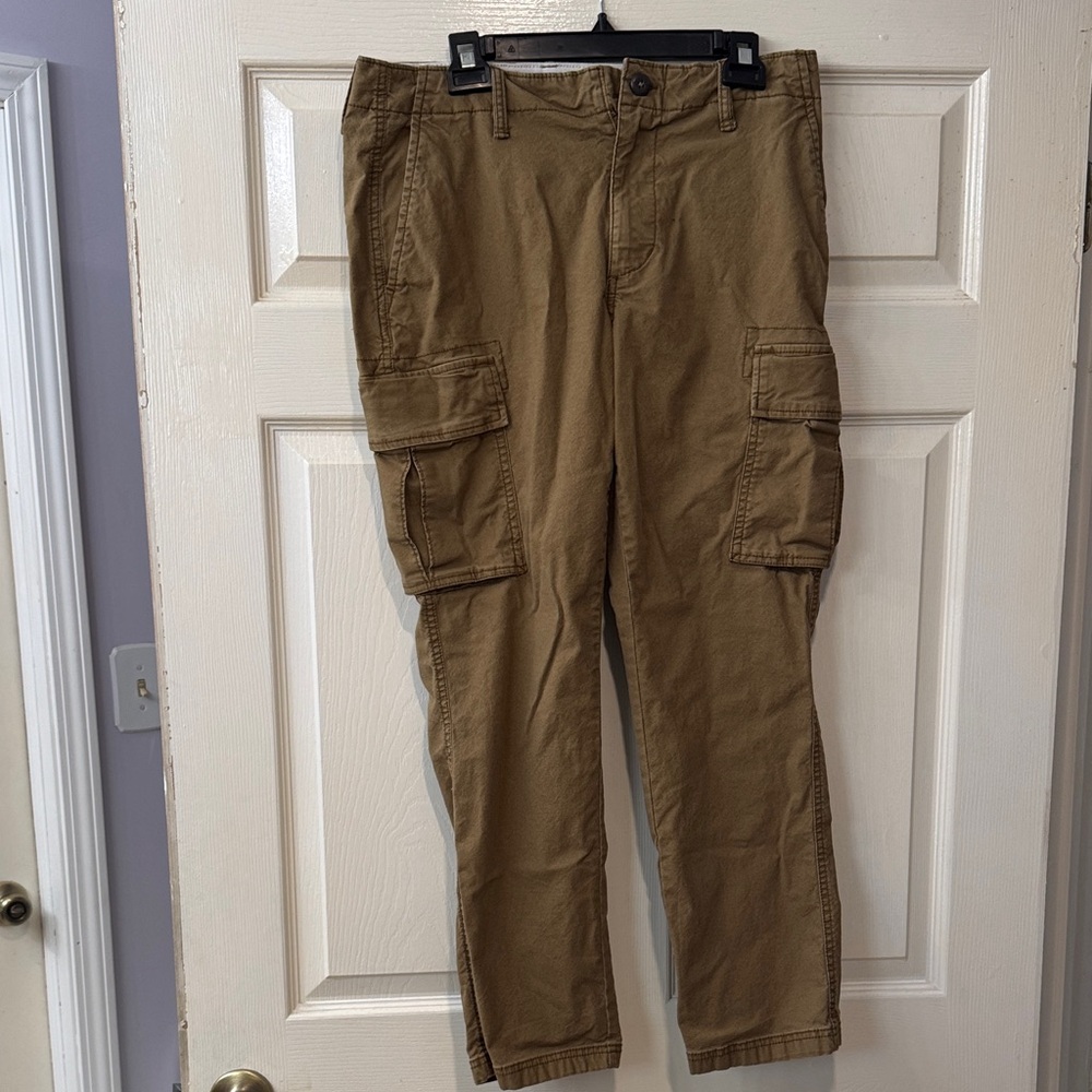 Old Navy Lived-In Straight Cargo Pants 32x30 Brown Built-In Flex
Khaki Brown - Picture 1 of 7